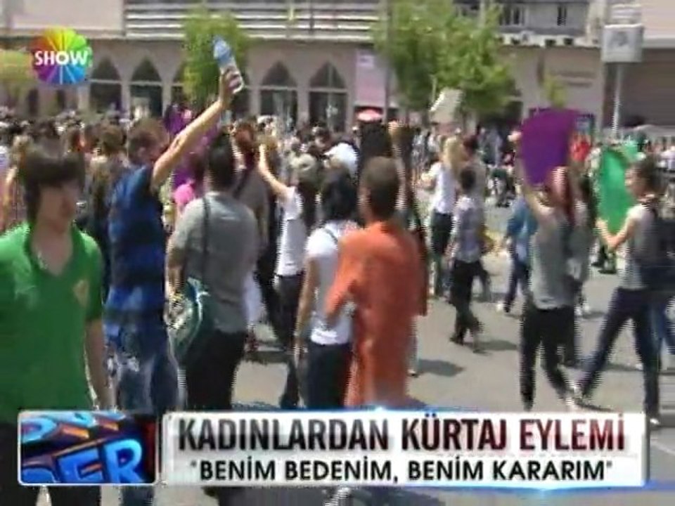 İstanbul'da kadınlardan kürtaj eylemi - 03 haziran 2012