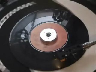 Je dors avec elle -- Julien Clerc -- 45 RPM