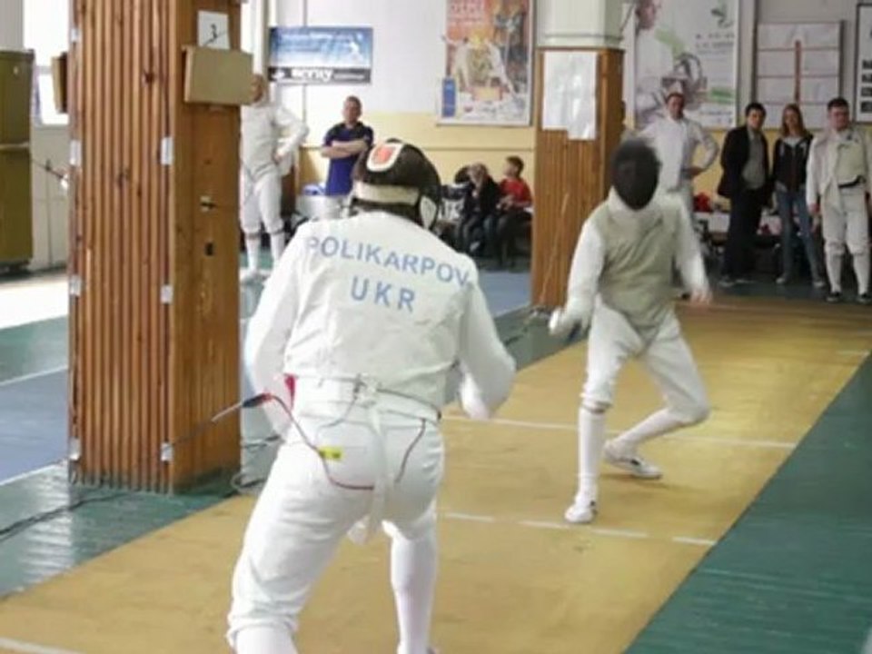 Фильм. Фехтование. Кубок Днепра 2012. Ветераны.mp4(перезалито)