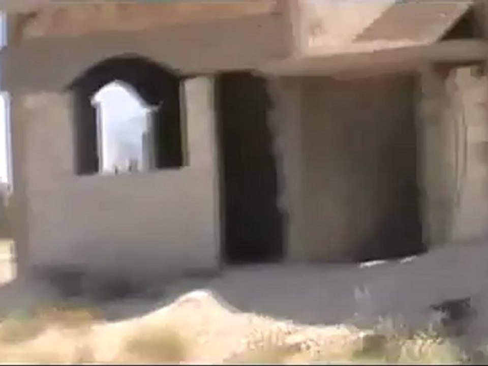 Syria فري برس  حمص الرستن المدينة تشتعل جراء القصف على محاصيل القمح  10 6 2012 Homs