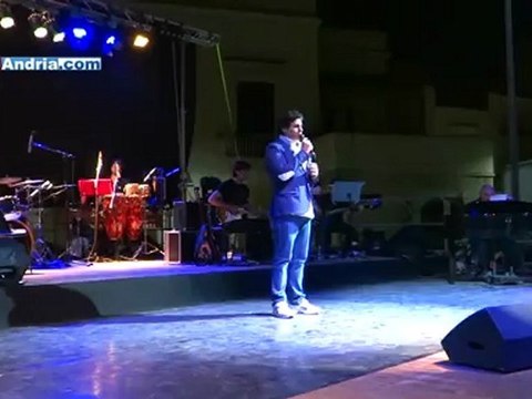 Questo piccolo grande amore con i ragazzi del programma RAI Ti lascio una canzone