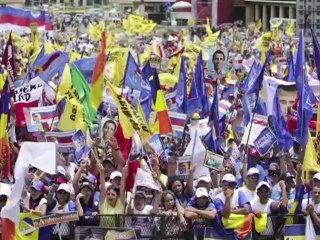 Capriles registra candidatura