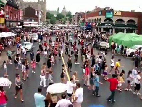 ΟΠΑ , ΟΠΑ ... ( ZORBA THE GREEK in OTTAWA GREEK COMMUNITY.)