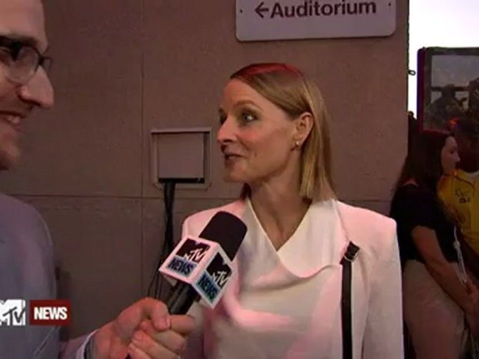 Jodie Foster Proud Of Kristen Stewart's Growth