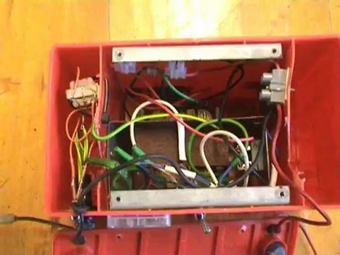 12 Volts charger in car battery case