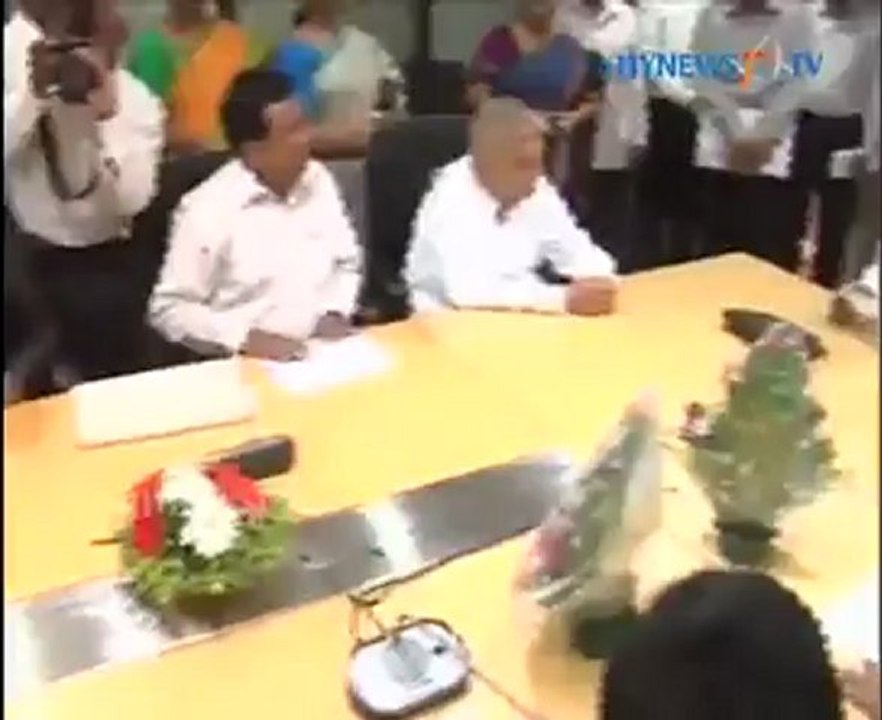 N Kiran Kumar Reddy Presented Gold Medals to IIT - JEE 2012 Students, I&PR