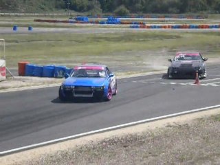 Street Racing Garage Twin.