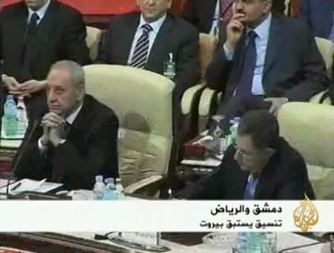 حراك سياسي لاحتواء الأزمة السياسية الناشئة في لبنان