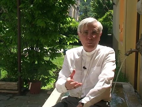 Monseigneur di Falco : Faites-leur au moins l'aumône d'un regard