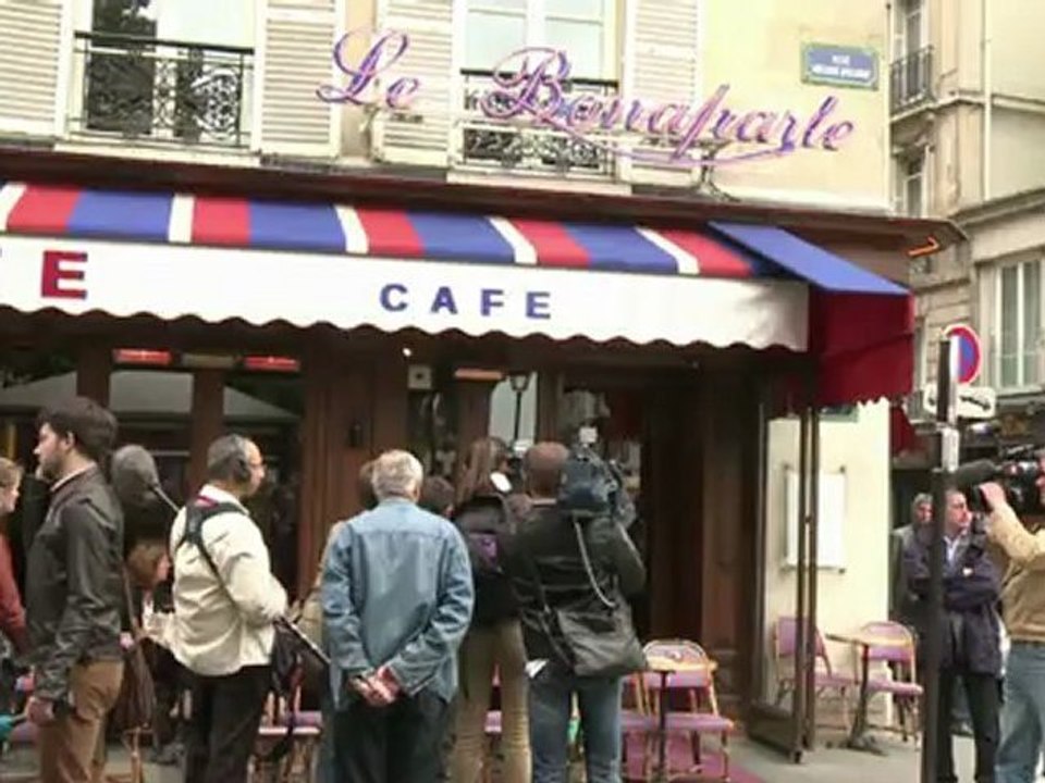 Ex-president Sarkozy watches film about Libyan war