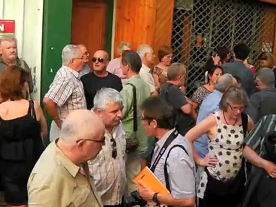 Réunion publique de Brigitte Allain à Bergerac. Soutenue par José Bové.