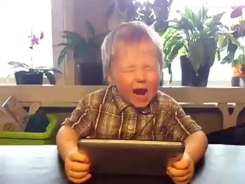 ☆ Britains Got Talent or Americas Got Talent ♥ Connie Talbot WOWs Simon Cowell !