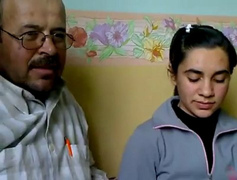 Zindandan Mehmet'e - Necip Fazıl KISAKÜREK- baba kız okuyor