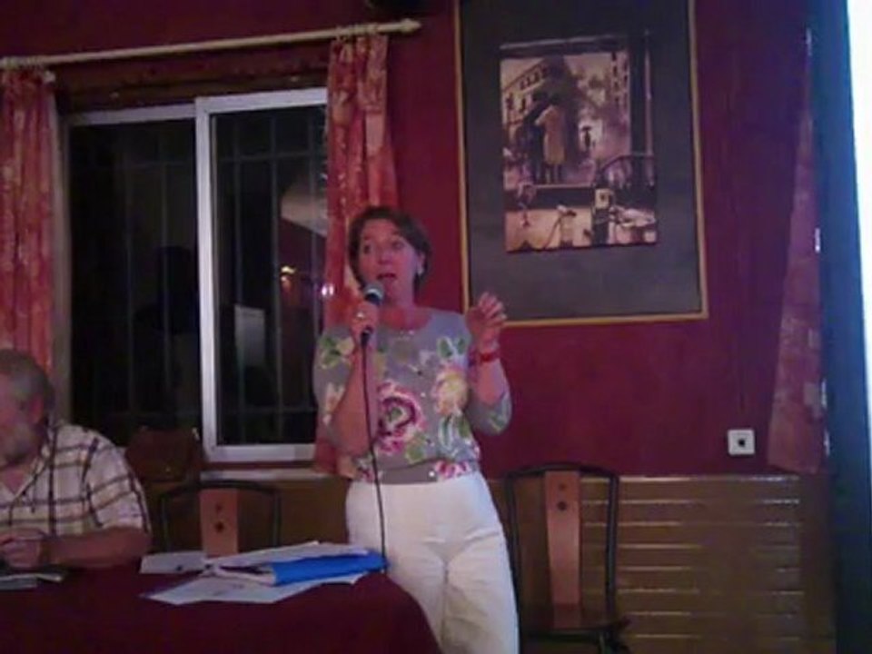 MOV_3243 Réunion publique Landivisiau vendredi 01 juin