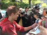 Justin Bieber vuelve locas a las fans en Madrid