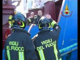 Crotone - Incendio su nave, in ospedale marittimo russo (05.06.12)