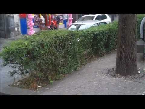 Aversa - Piazza V.Emanuele dopo l'Sos rifiuti (01.06.12)