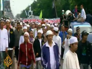Indonesians rally over church plans
