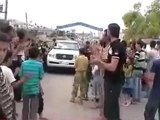 Syria فري برس ادلب محمبل التظاهر أمام المراقبين الدوليين 4 6 2012 Idlib