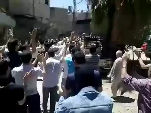 Syria فري برس دمشق المزة مظاهرة حي الفاروق 1 6 2012 Damascus