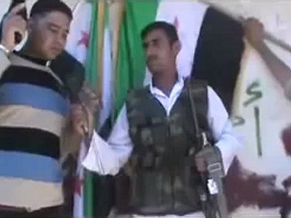 Syria فري برس ادلب داديخ انشقاق عسكرين في مظاهرة جمعة أطفال الحولة مشاعل النصر  1 6 2012  1 Idlib