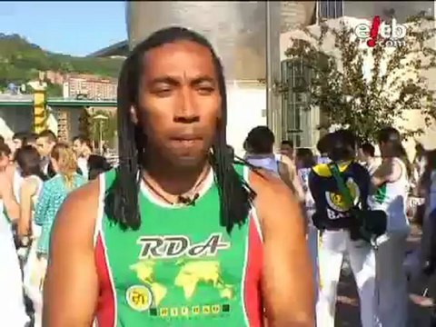 La capoeira gana adeptos en Euskadi
