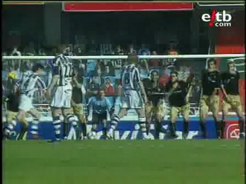 Xabi Alonso vuelve a Anoeta