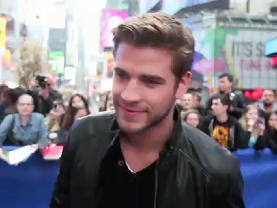 Miley Cyrus Engaged to Liam Hemsworth