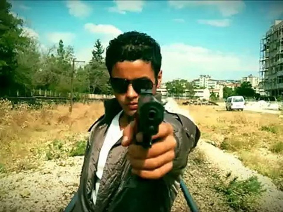 Baskın - MİRA YAPIM