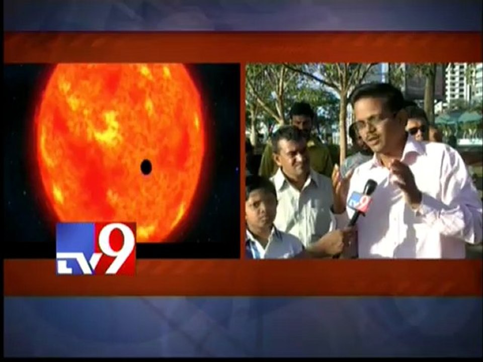 School kids watch celestial spectacle