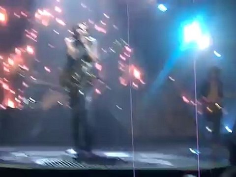 *Lenny Kravitz* It aint't over 'til it's over - Axone 6 juin 2012 (3)