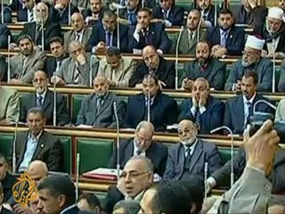 Cairo protests against Mubarak-era candidates