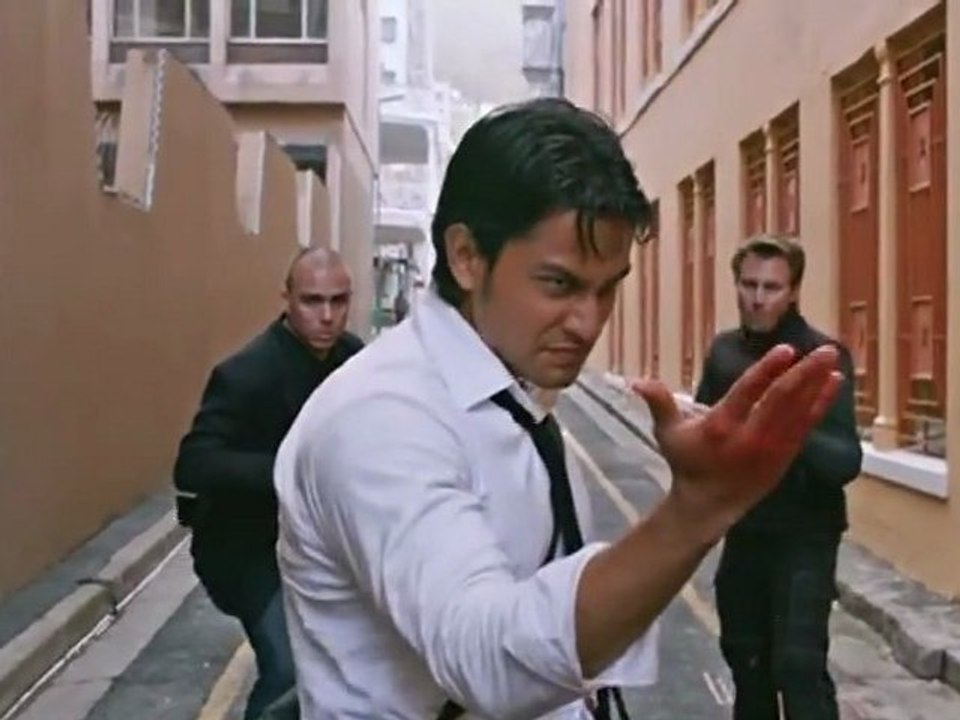 Gunaah Blood Money 2012  Bollywood Music Video Kunal Khemu