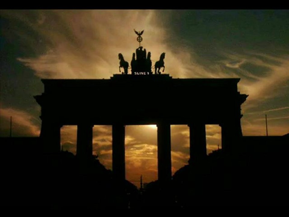 Tiga erschreckt sich