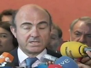 De Guindos espera a las auditorías para tomar decisiones
