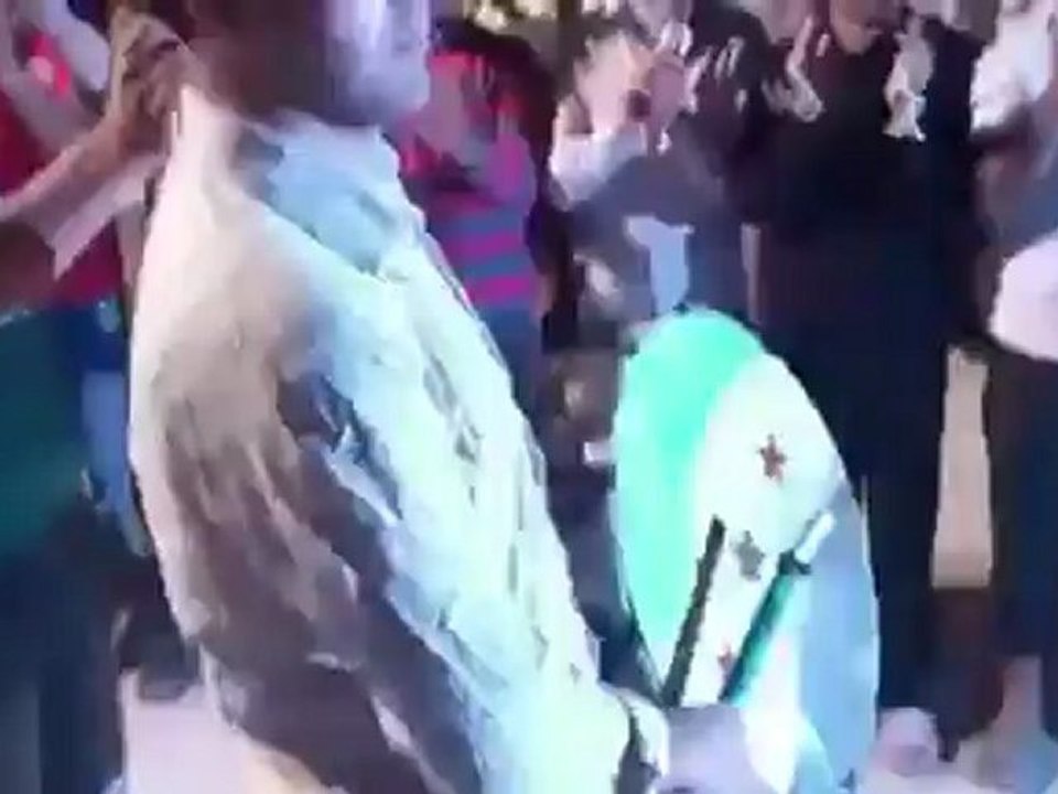 Syria فري برس ادلب كللي مظاهرة تنديدا بجرائم الاسد وعصابته  06 06 2012 Idlib