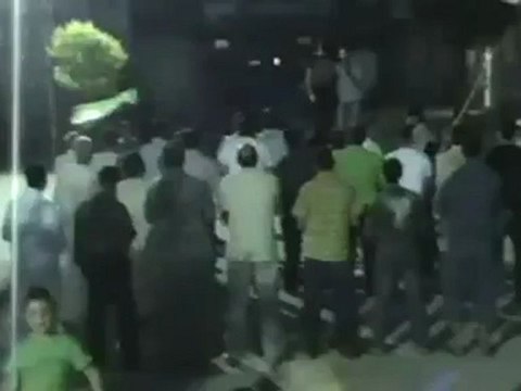 Syria فري برس حماة المحتلة طريق حلب الجديد كفرزيتا حماة معاكي للموت 6 6 2012 Hama