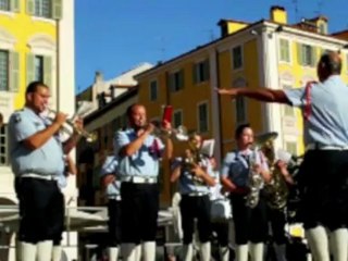 fanfare du 27e bca place garibaldi partie 2