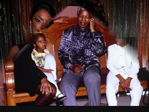 Whitney Houston ( Greatest love of all / In Loving Memory Whitney Houston 1963 - 2012 )