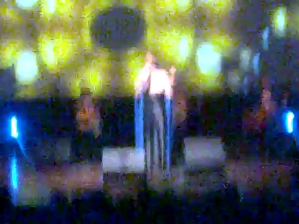 TERESA TAPADAS CANTA "A MINHA COR" NO ESPECTÁCULO DE FADO SOLIDÁRIO EM SANTARÉM