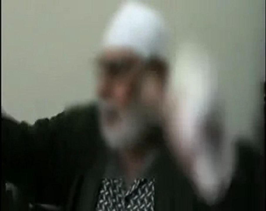 Syria فري برس حمص الناشط عمر التلاوي  رجل كبير السن يروي معانات اهالي حمص      متى استعبدتم الناس وقد ولدتهم أمهاتهم أحرارا   7 6 2012 Homs