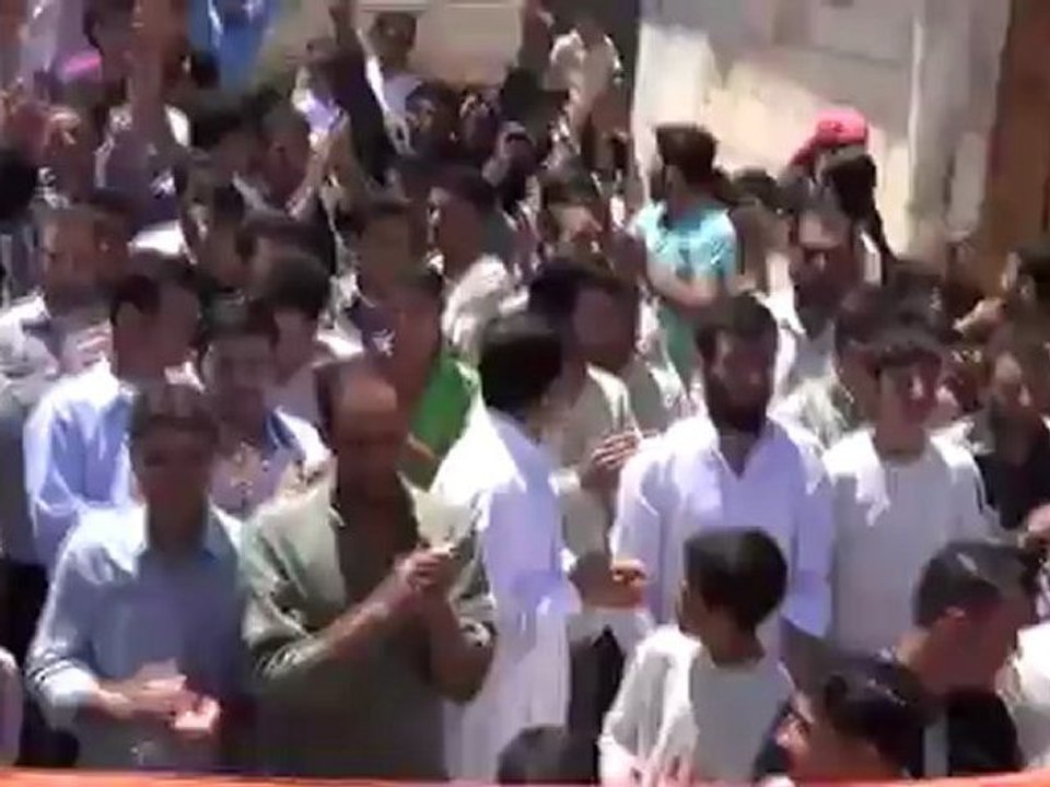 Syria فري برس ادلب بلدة معرشمشة مظاهرة حاشدة  تنديد بمجزرة حماة واسقاط النظام 7 6 2012 Idlib