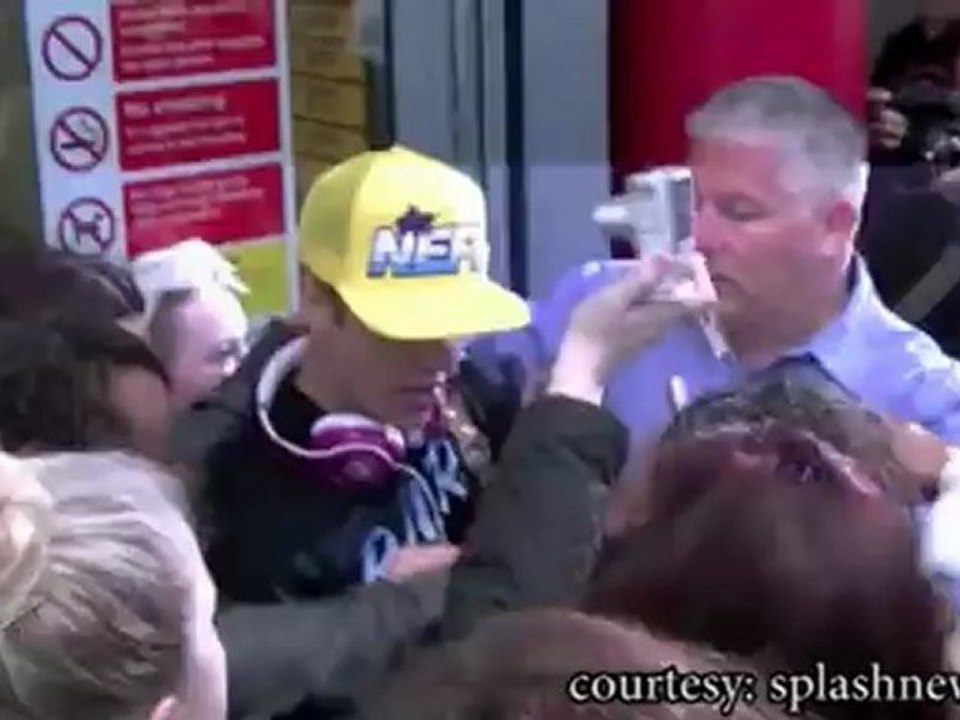 Justin Bieber gets a Concussion