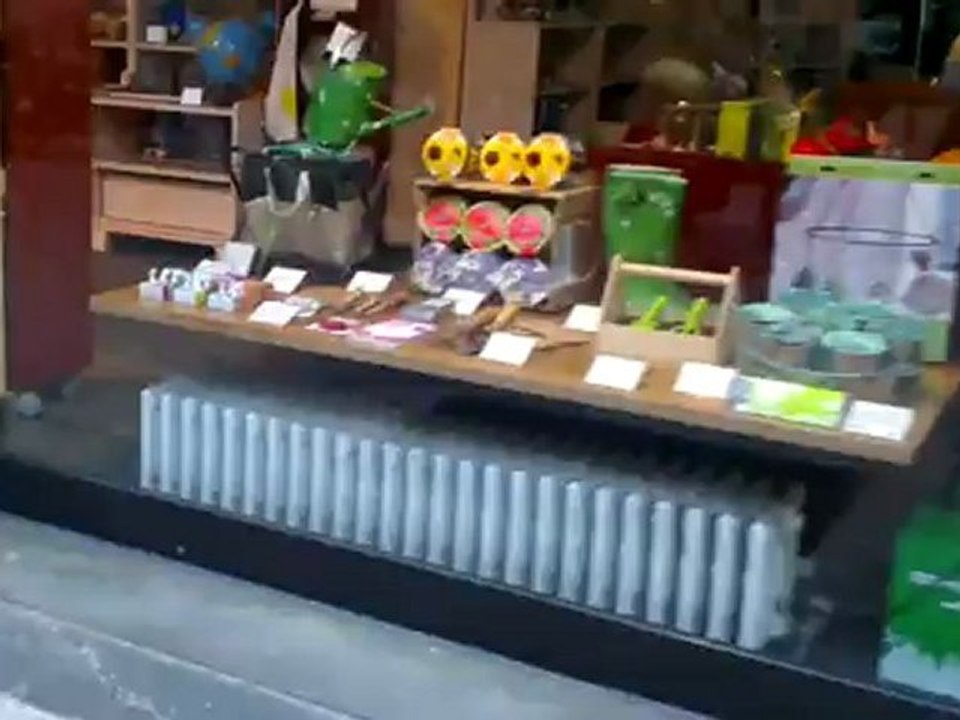 Videotest 720p HTC One X (per confronto di giorno con iPhone 4S)