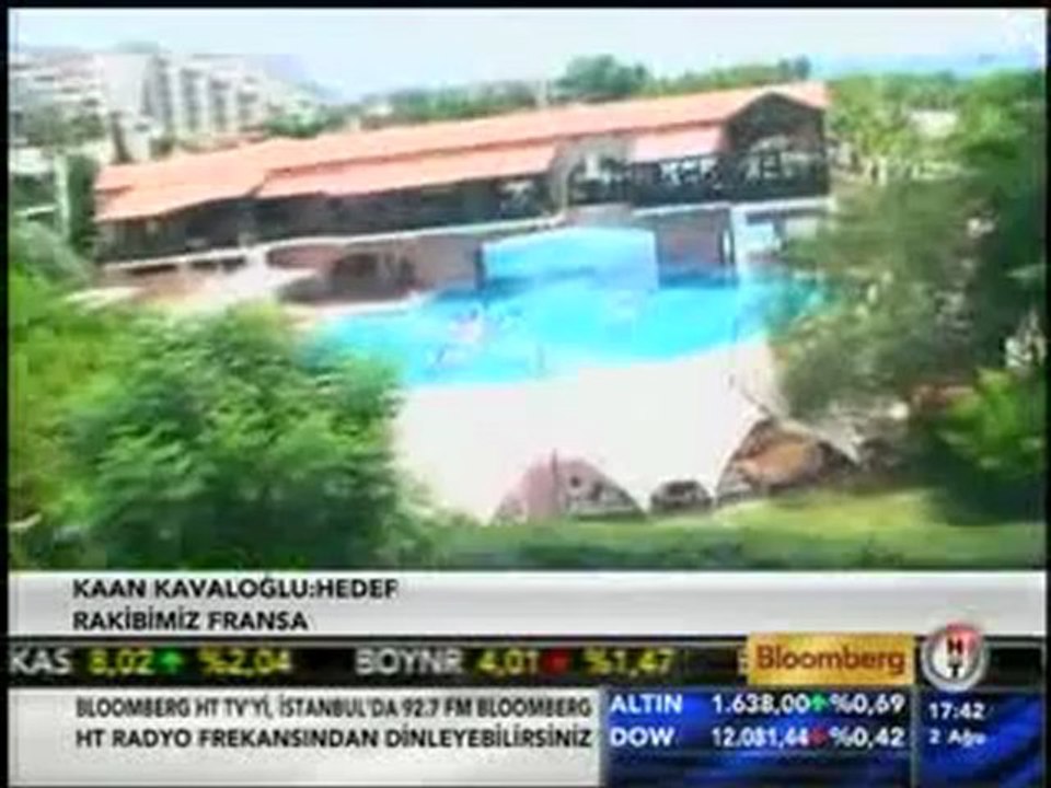Bloomberg02082011