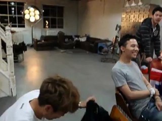 TOP and Taeyang cut from Extraordinary 20_s 002