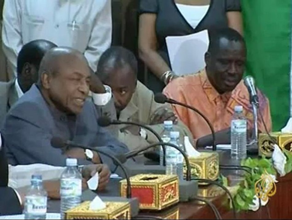 السودان يحذر دول الجوار من انفصال الجنوب