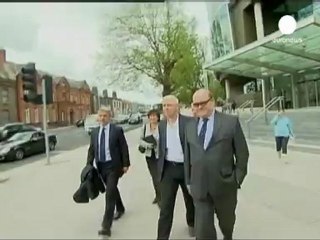 U2'nun eski asistanına hırsızlık suçlaması