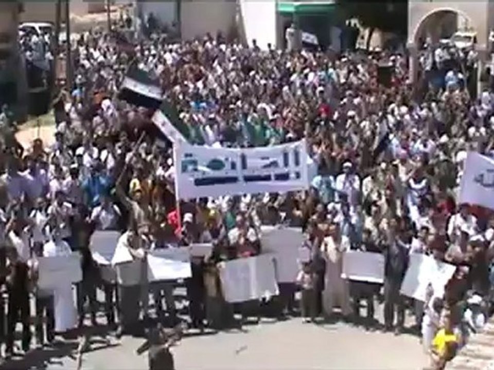 Syria فري برس ادلب التماتعة جمعة ثوار وتجار يدا بيد حتى النصر  8 6 2012 Idlib