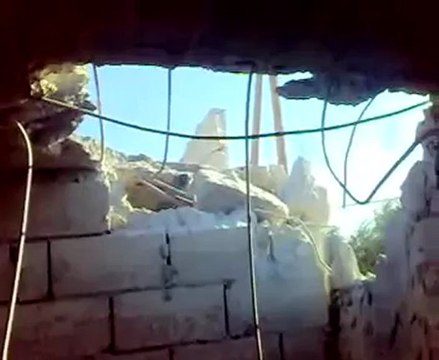 Syria فري برس حلب حيان اثار القصف العشوائي الصاروخي ع البلدة 7 6 2012 ج2 Aleppo